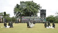Setelah upacara penutupan selesai, ditampilkan acara tambahan berupa demonstrasi oleh para mantan prajurit siswa seperti Bela Diri Militer (BDM) , bongkar pasang senjata, dan mountainering yang mendapatkan apresiasi dari seluruh tamu undangan yang menyaksikan. 