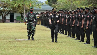 Pangdam Lantik 136 Bintara Remaja TNI AD
