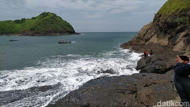 ritual di pantai payangan