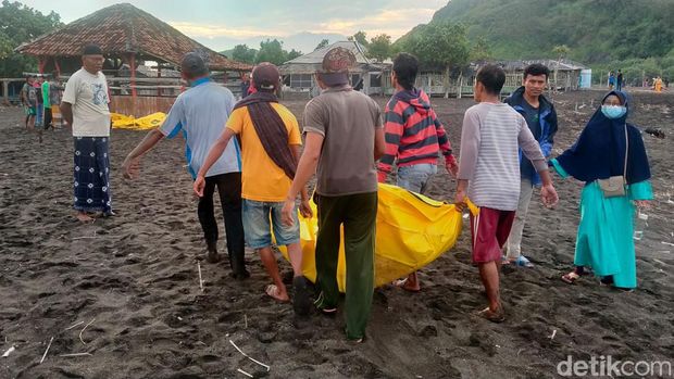 ritual pantai payangan