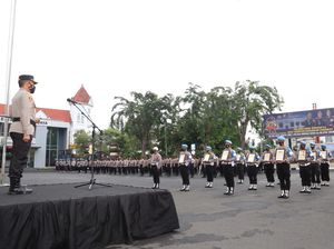 Lakukan Pelanggaran Berat, 12 Anggota Polrestabes Surabaya Dipecat