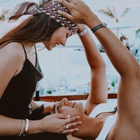 Mengenai gosip mereka menikah siri, keluarga Al mengakui keseriusan hubungan keduanya. Namun ayah Al, Ahmad Dhani, di YouTube STARPRO Indonesia tidak membenarkan bahwa putranya akan segera atau sudah melangsungkan pernikahan.Foto: Instagram @alyssadaguise