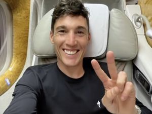 Aleix Espargaro: Selamat Pagi dari Lombok!