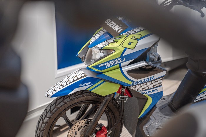 Alex Rins dan Joan Mir Tunggangi Motor Buatan Indonesia Alex Rins dan Joan Mir Tunggangi Motor Buatan Indonesia