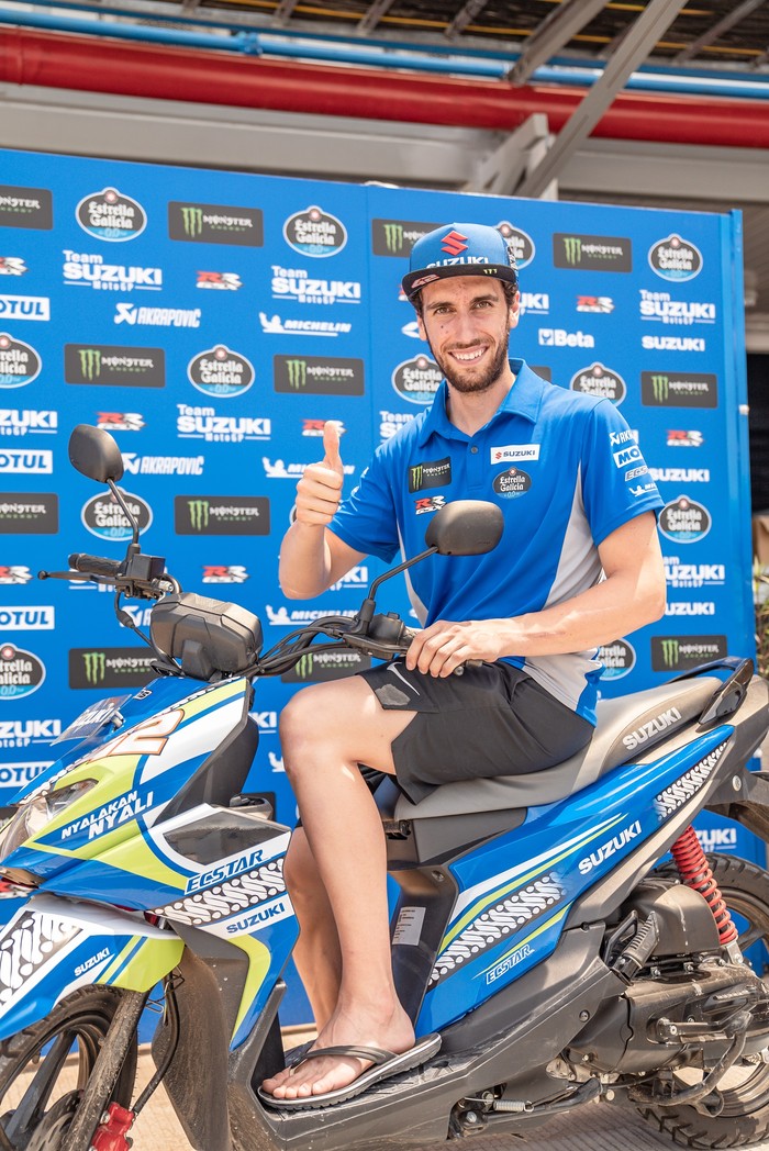 Alex Rins dan Joan Mir Tunggangi Motor Buatan Indonesia Alex Rins dan Joan Mir Tunggangi Motor Buatan Indonesia