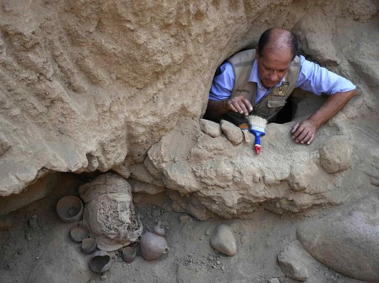 Indiana Jones Kembali Temukan Mumi dari Tahun 800 M di Peru