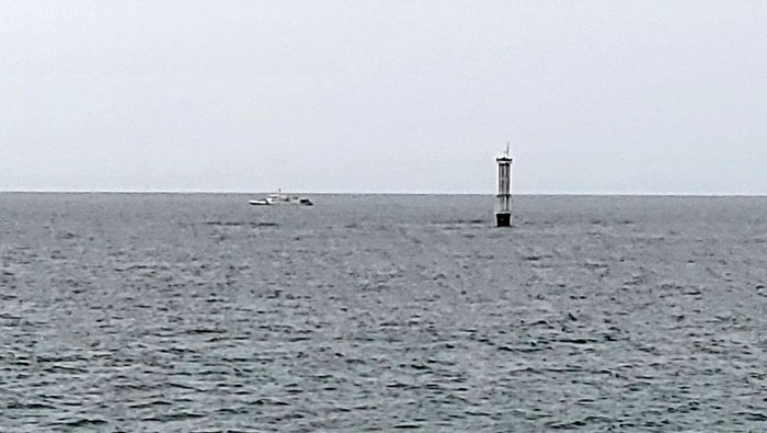 Bakamla Perketat Perairan Ambalat Bakamla RI melalui unsur patroli KN Ular Laut-405 menggelar Operasi Keamanan dan Keselamatan Laut di perairan Ambalat yang merupakan perbatasan Indonesia-Malaysia, Minggu (13/2/2022).