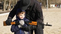 Amerika Serikat mengklaim punya bukti Rusia siap menyerang Ukraina. Namun, Rusia membantah tudingan itu dan menegaskan bahwa mereka menyiagakan pasukan untuk mewaspadai pergerakan NATO.