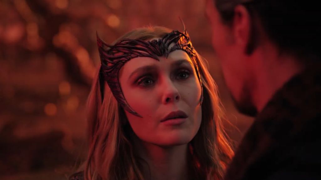 Kemungkinan Scarlet Witch Jadi Villain di Doctor Strange 2