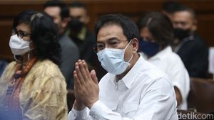 Hakim Terpapar COVID-19, Vonis Azis Syamsuddin Ditunda