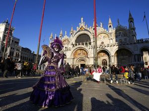 Ukraina Tetap Boleh Pajang Karya di Venice Biennale 2022 Meski Sedang Perang