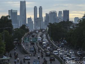 Dishub DKI: Volume Lalu Lintas Selama PPKM Level 2 Naik 3,33%