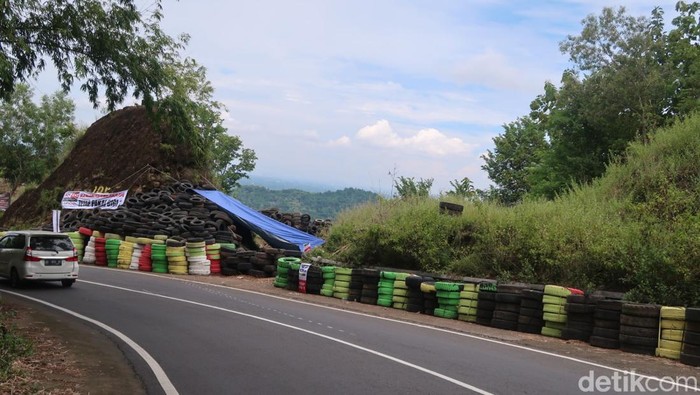 Lokasi kecelakaan maut bus di Jalan Imogiri-Dlingo, kawasan Bukit Bego, Bantul, Senin (14/2/2022).