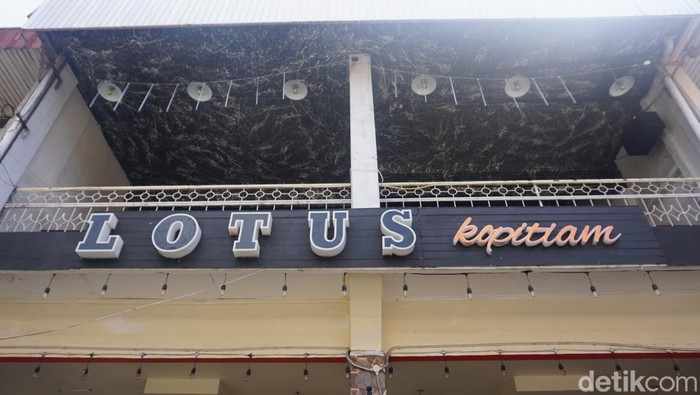 Lotus Kopitiam