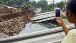 Jembatan Rp 10 M yang Ambles di Karawang Mulai Diperbaiki
