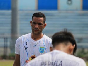 Persela Melawan Persik Tanpa 2 Penyerang Asing Karena Positif COVID-19