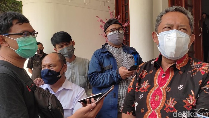 Plt Wali Kota Bandung Yana Mulyana