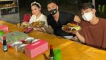 10 Momen Seru Raffi Ahmad Makan Bareng Keluarga dan Sahabat