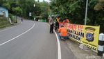 Ratusan Ban Warna-warni Terpasang di TKP Laka Maut Bantul