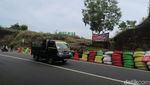 Ratusan Ban Warna-warni Terpasang di TKP Laka Maut Bantul