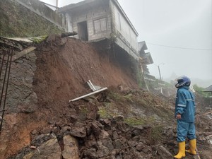 BPBD Ungkap Penyebab Tebing 15 Meter di Pengadegan Timur Jaksel Longsor