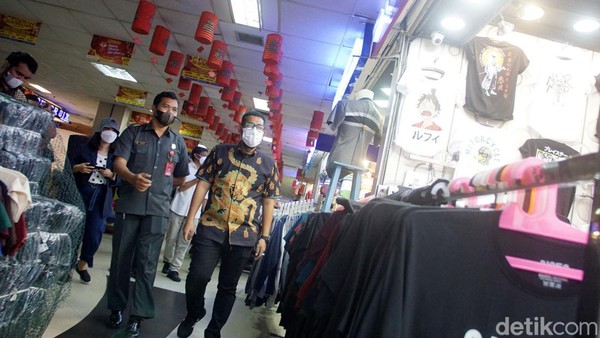 Sambangi Pedagang Tanah Abang, Anak H Lulung Ini Mau Ngapain?