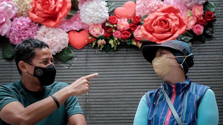 Sandiaga Uno Menparekraf Sandiaga Uno dan istri.
