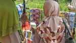 Sensasi Nonton Tes MotoGP dari Bukit, Ada Kacang Rebus dan Pop Mie