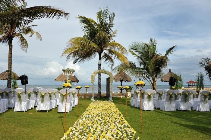Spot Wedding Outdoor di Bali