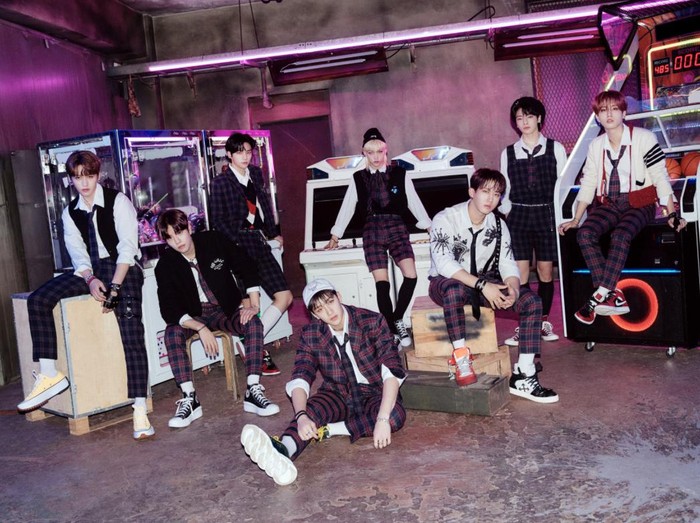 Stray Kids