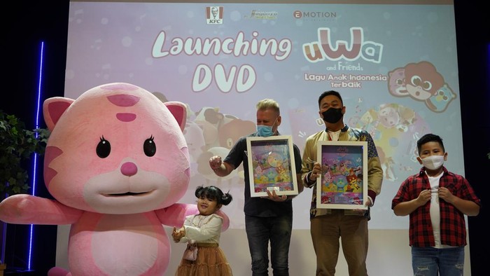 uwa and friends rilis dvd lagi.