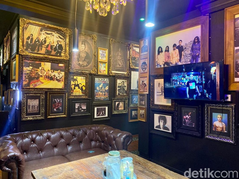 Wisma Dewa 19 Restography