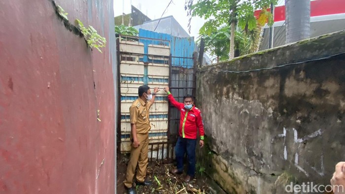 Akses rumah di Makassar 2 tahun ditutup pemilik lahan (detikcom/Andi Nur Isman)