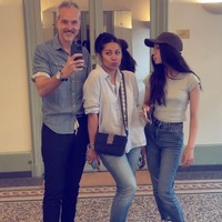 Anggun C Sasmi memang sudah lama tinggal di Perancis bahkan menjadi warga negara sana. Meski masih sering ke Indonesia, Anggun cukup terkenal berkarier di Eropa. Ini potretnya bersama suami dan anak.Foto: Instagram