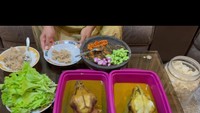 Gus Miftah tak pernah muluk-muluk soal makan. Ia doyan masakan sang istri. Seperti gulai kepala kambing yang dimasak utuh ini. Foto: Instagram @gusmiftah