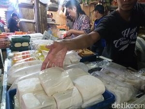Waduh! Ukuran Tahu Tempe di Pasar Menciut, Imbas Kedelai Naik