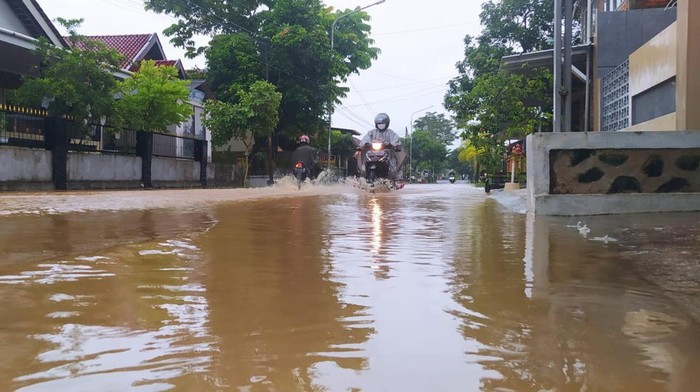 Hujan Deras Sebabkan Genangan di Kota Pacitan