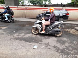 Jl HR Rasuna Said Menanti Perbaikan, Anggota DPRD DKI: Anggaran Tersedia