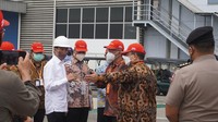 Pencapaian ekspor kendaraan utuh Toyota dari Indonesia yang telah mencapai 2 juta unit secara akumulatif ini dicapai melalui konsistensi serta proses yang panjang untuk terus menerus meningkatkan daya saing dan meraih kepercayaan dari pasar global. Selain itu, kegiatan ekspor Toyota Indonesia juga dimungkinkan oleh perkembangan industri otomotif nasional yang bergerak dari impor hingga awal tahun 1970-an diikuti dengan produksi dengan komponen lokal kemudian menjadi basis produksi dan ekspor dan kini memasuki tahapan pengembangan ekspor. Sebelumnya, Toyota Indonesia merayakan pencapaian lebih dari 1 juta unit akumulatif ekspor di 2018. Foto: doc. TMMIN/Toyota