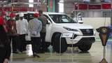 Jokowi Lepas Toyota Fortuner Produksi Karawang ke Australia