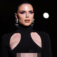 Ia tak menampik bahwa jalinan asmaranya dengan Kanye West berakhir. Aku cinta Kanye. Kami tetap berteman baik dan aku berharap hanya yang terbaik untuknya, kata Julia Fox seperti dikutip Associated Press. (Foto: Charles Sykes/Invision/AP)