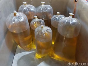 Klaim Kemendag Stok Minyak Goreng Melimpah Tapi Gaib di Pasar