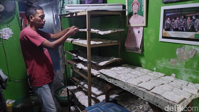 perajin tempe di surabaya