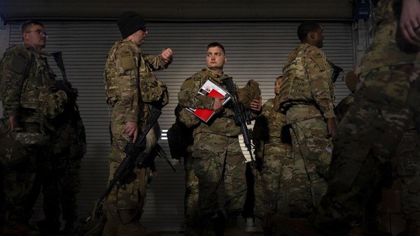 Ukraina di Tubir Perang, Tentara AS Diterbangkan ke Polandia