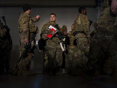 Ukraina di Tubir Perang, Tentara AS Diterbangkan ke Polandia