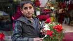 Mawar dan Balon Hati Warnai Hari Valentine di Bumi Taliban