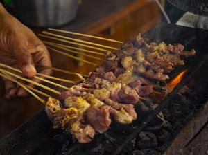 Merencanakan Pesta Daging Kambing? Catat Saran Dokter Kalau Punya Kondisi Ini