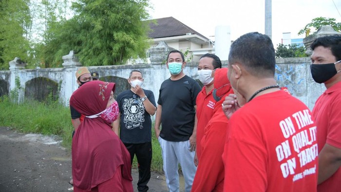 Wali Kota Semarang Hendrar Prihadi blusukan.