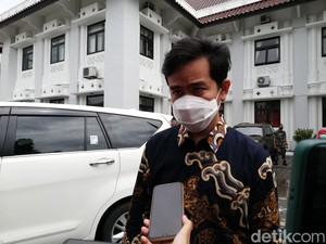 Gibran Respons Aduan Tabrakan Berujung Paspampres Jotos Sopir Truk di Solo