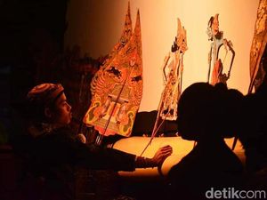 Ramaikan Lur! Pergelaran Wayang Gagrag Banyumasan di Alun-alun Malam Nanti